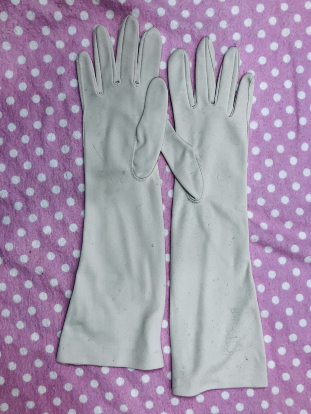 Vintage Ladies Cream Gloves 7 - Picture 2 of 7